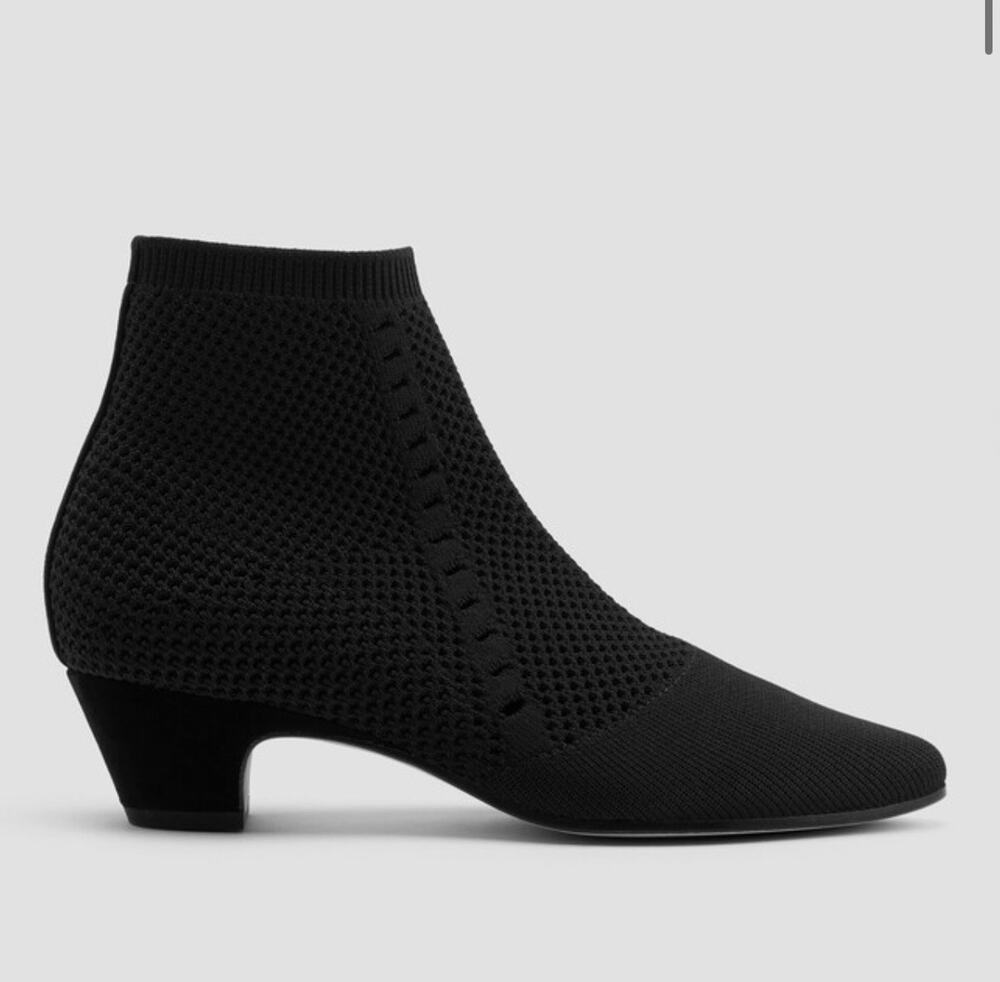 NEW Eileen Fisher Purl Stretch Knit Sock Booties Black •6• Ankle Boots $298